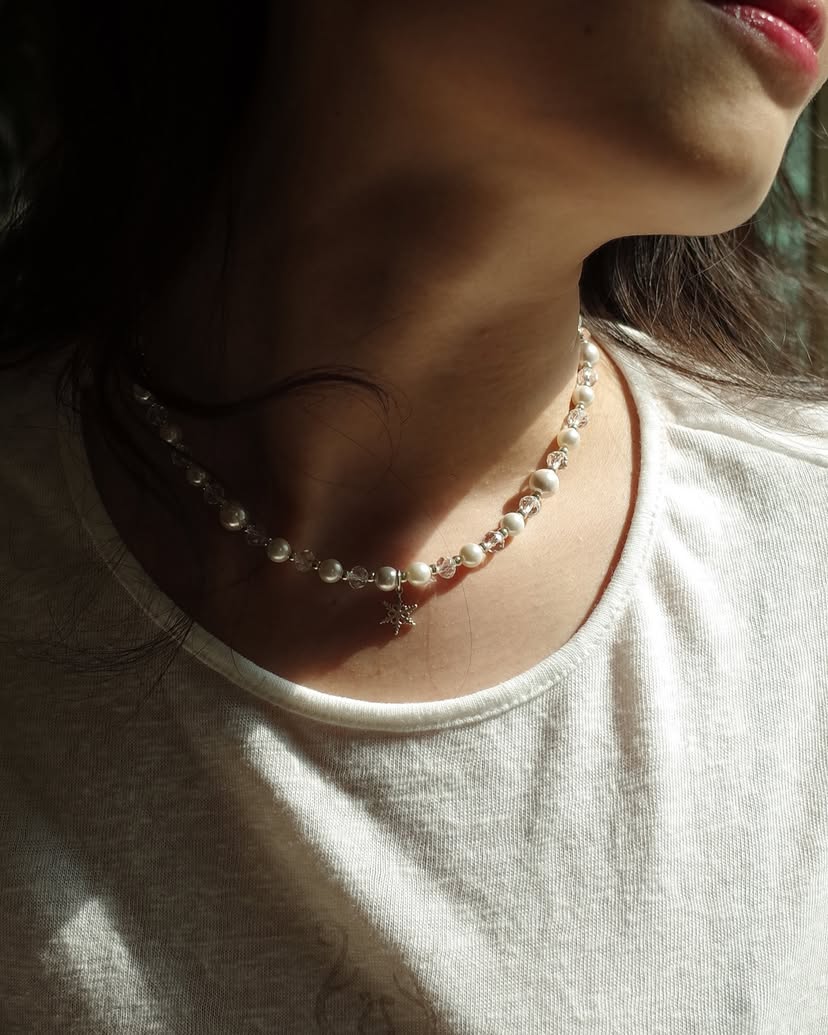 Honeybee Necklace (Xmas Ver)