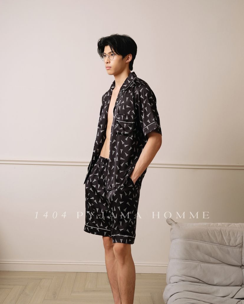Tour Eiffel Print Pajamas
