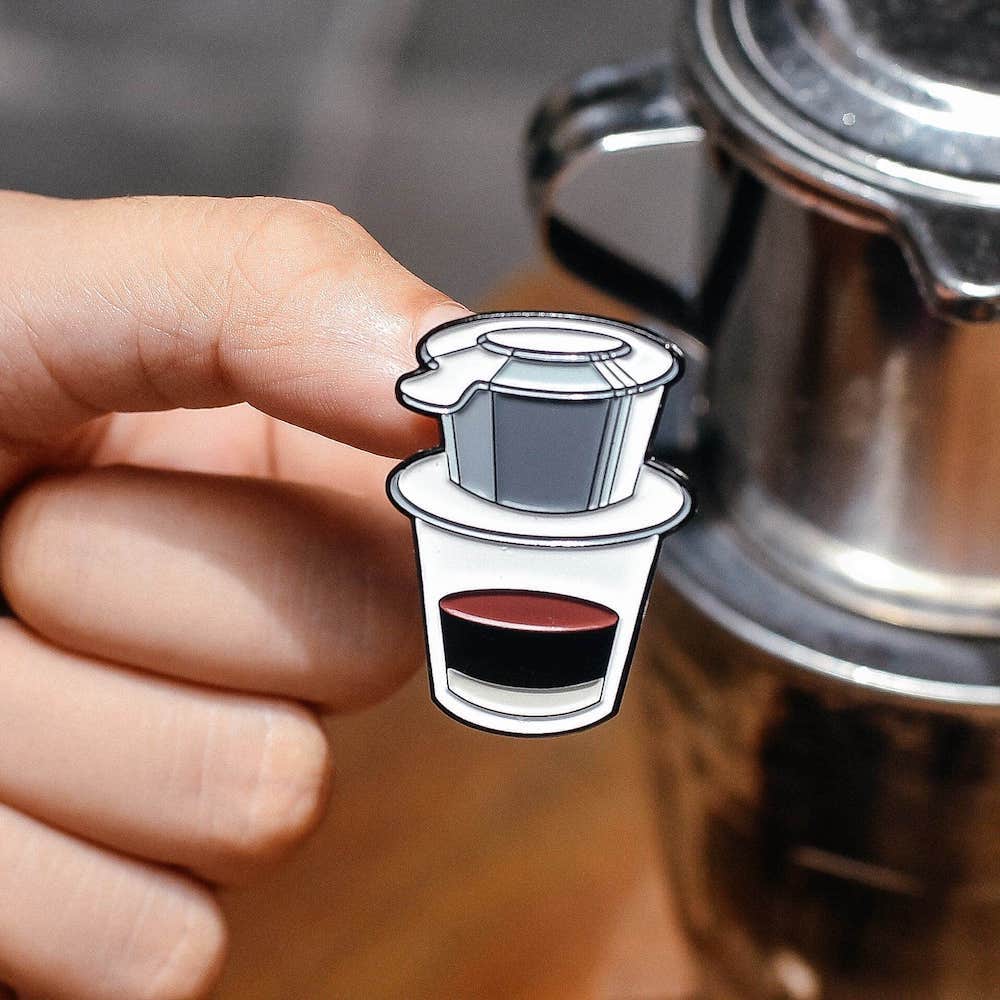 Ca phe Enamel Pin