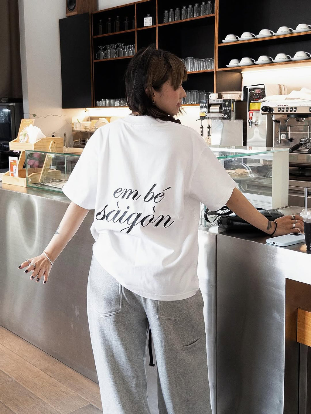 Em Bé SÀIGÒN Tee