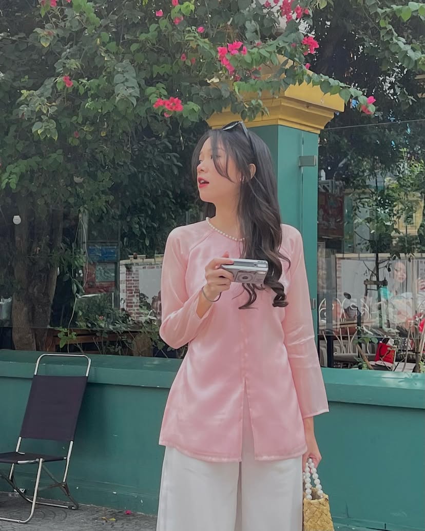 Áo Bà Ba Út Xinh (Pants not included)