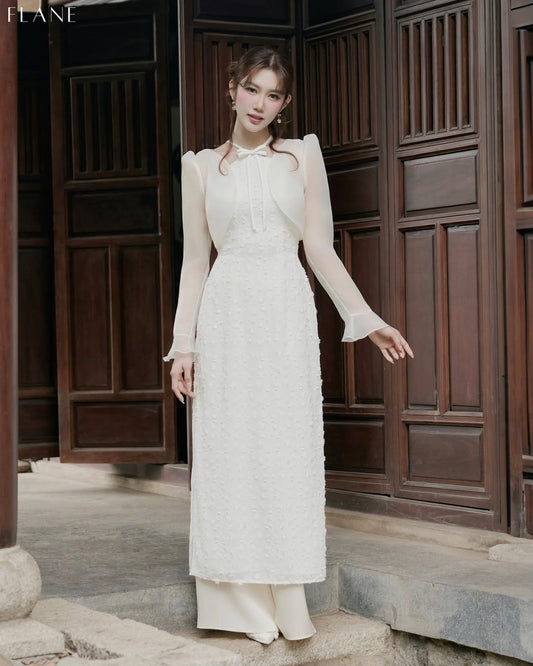 Áo Dài Vân Diễm (Pants not Included)