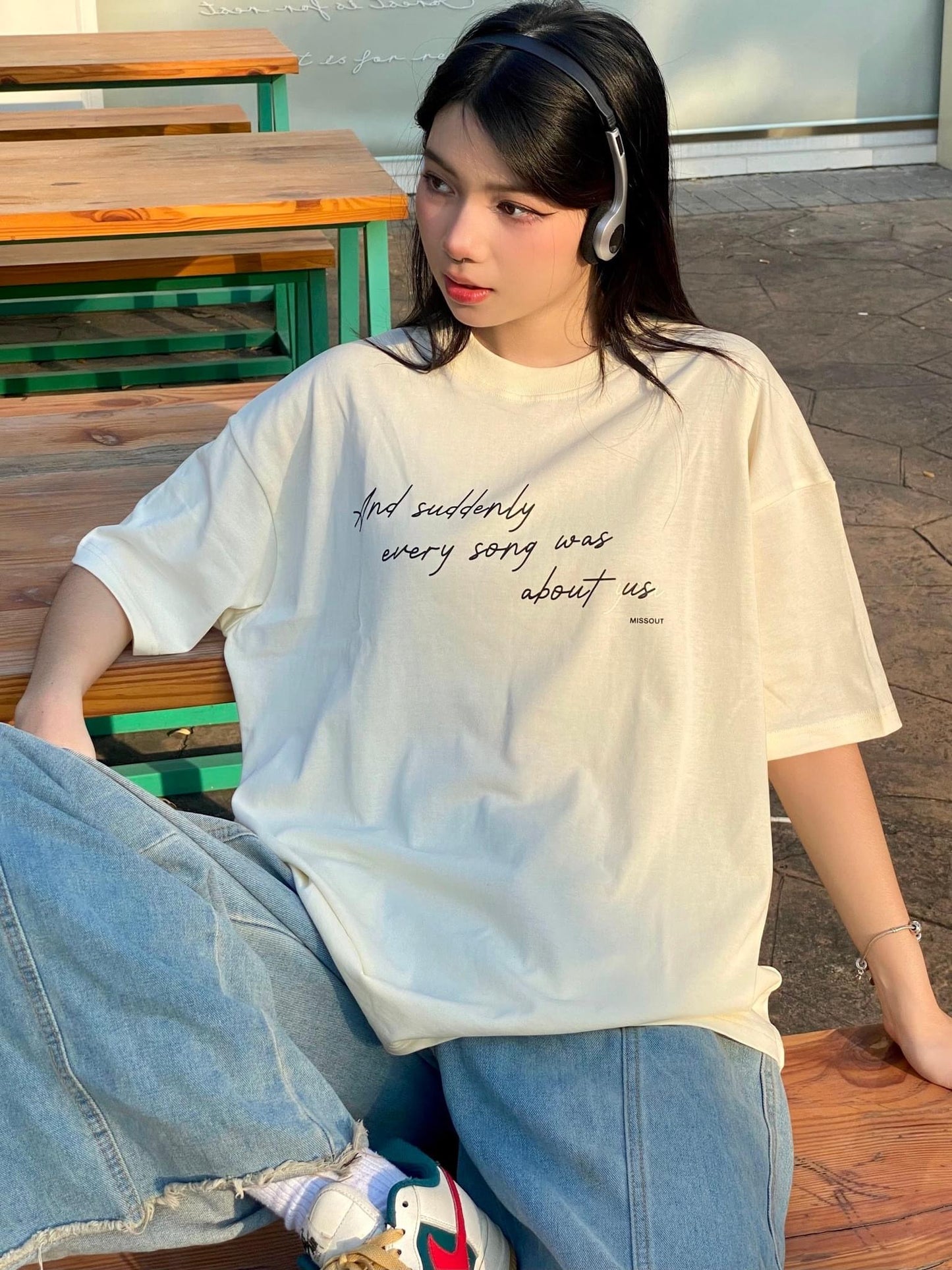 Missout Song Tee