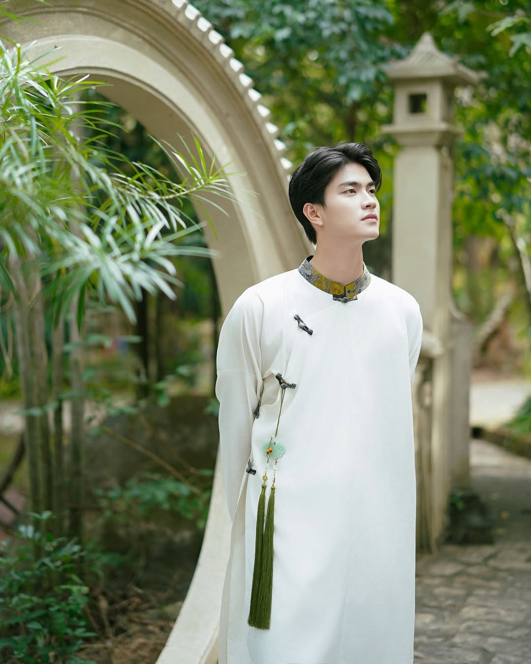 Áo Dài Gấm Họa Tiết (Pants & Pendants not Included)