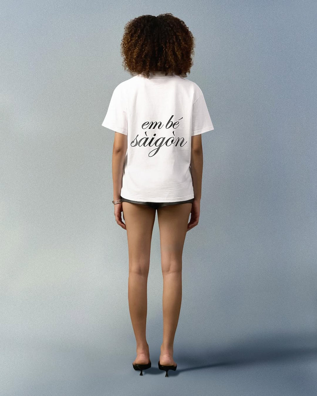Em Bé SÀIGÒN Tee