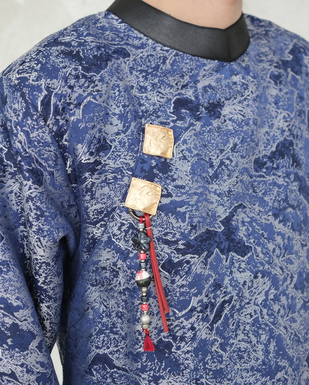 Áo Dài Sơn (Pants & Charms not Included)