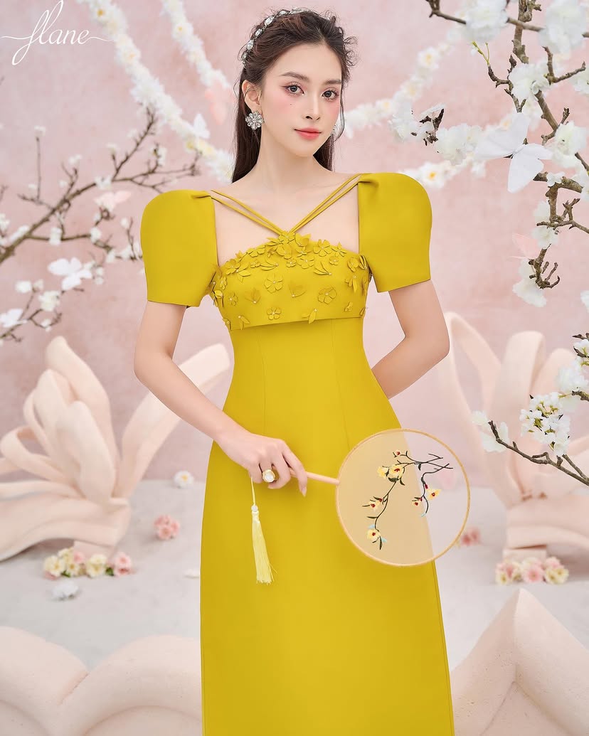 Áo Dài Thiên Kim (Pants Not Included)