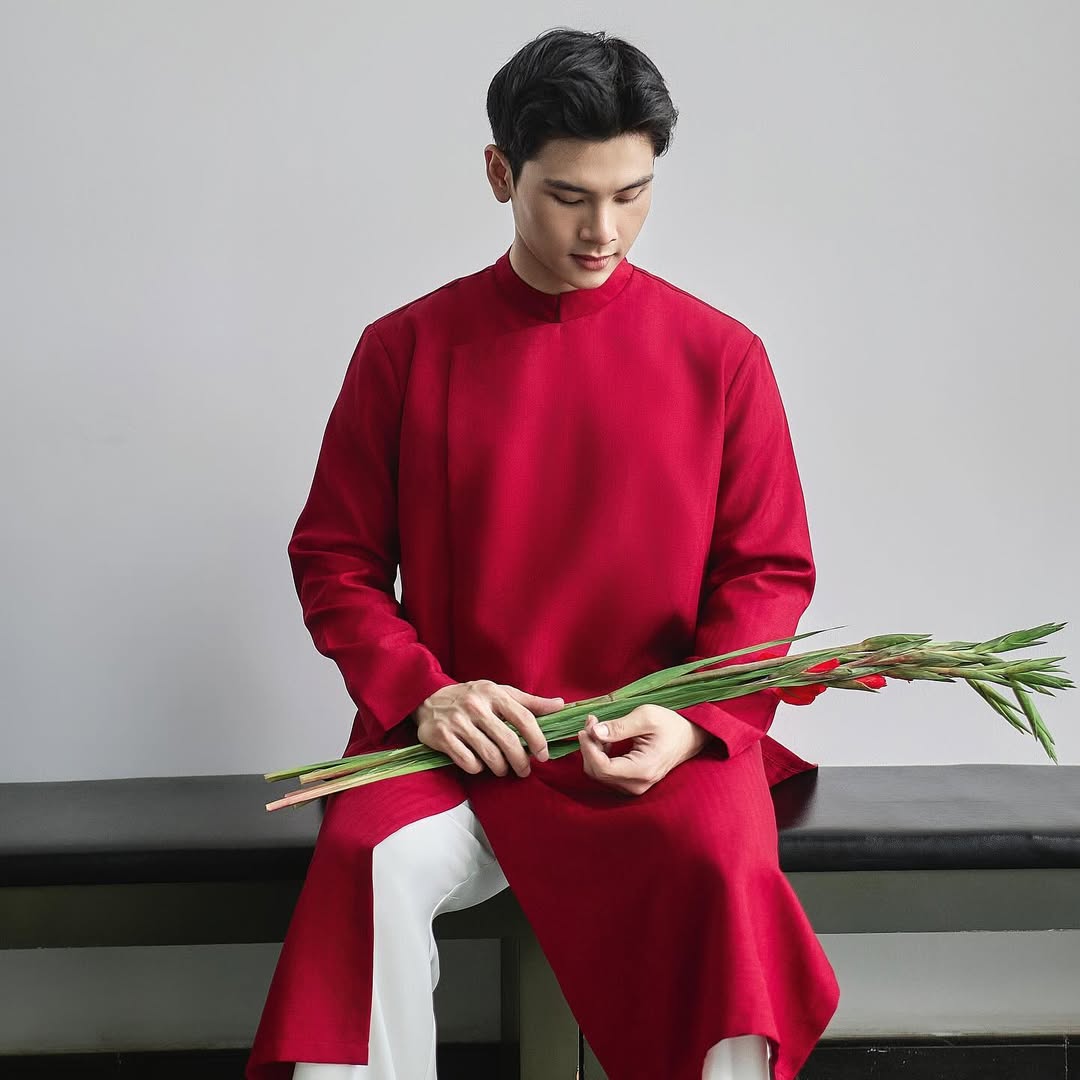 Áo Dài Cách Tân (Pants not Included)
