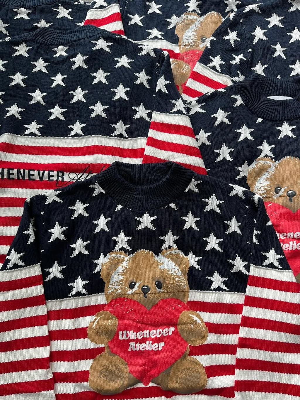 “WHENEVER” STAR BEAR SWEATER