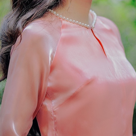 Áo Bà Ba Út Xinh (Pants not included)