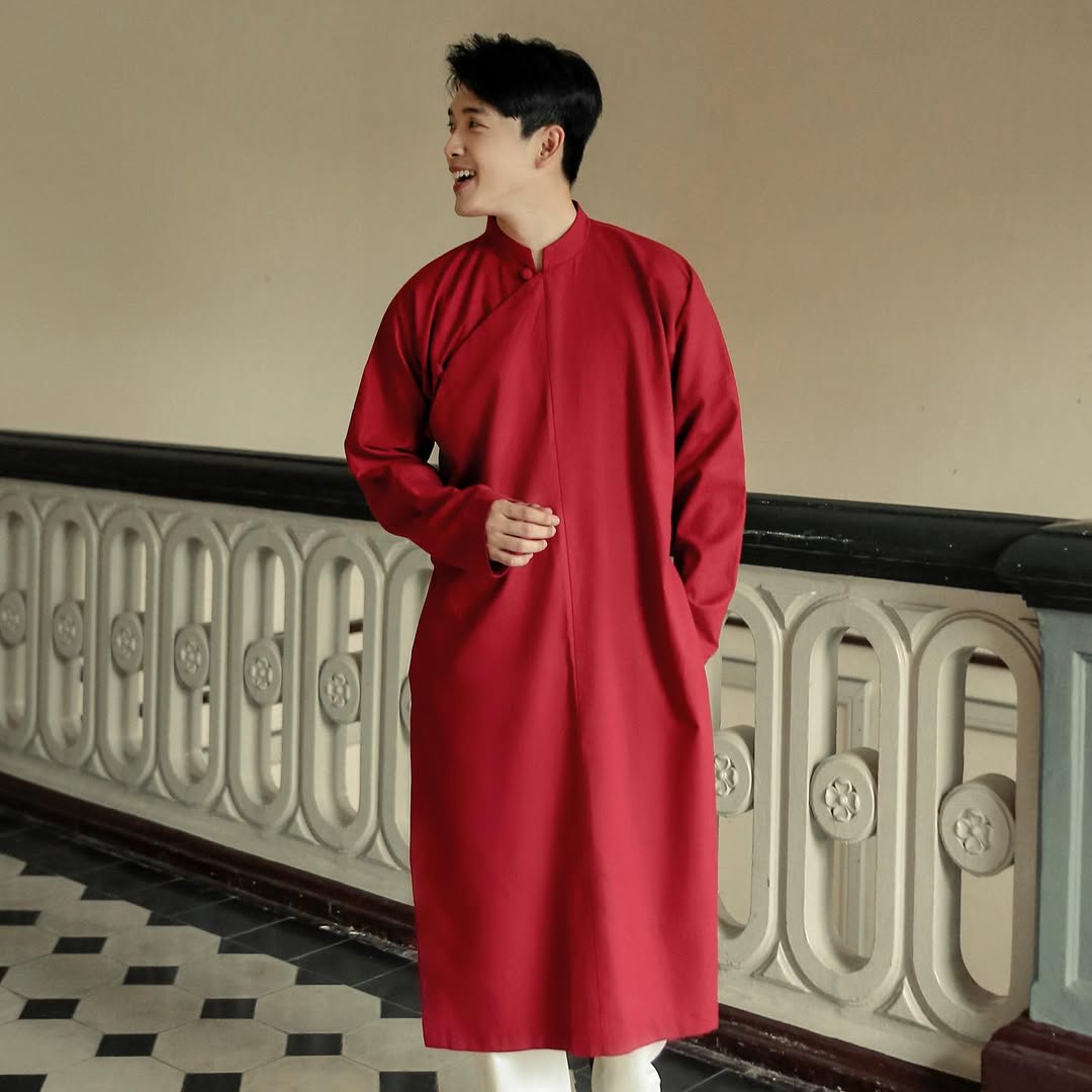 Áo Dài Ngũ Thân (Pants not Included)