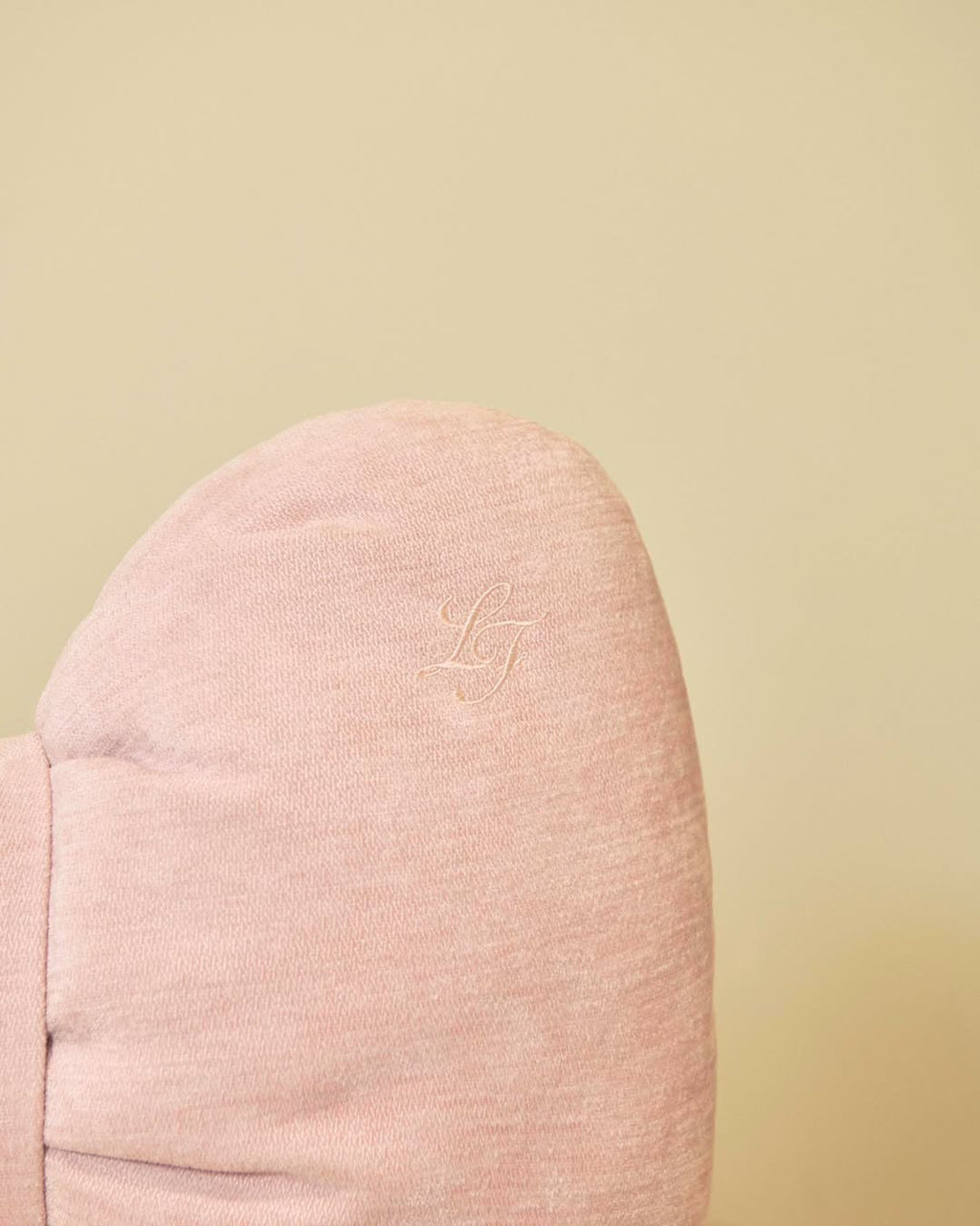 Emma Knot Pillow