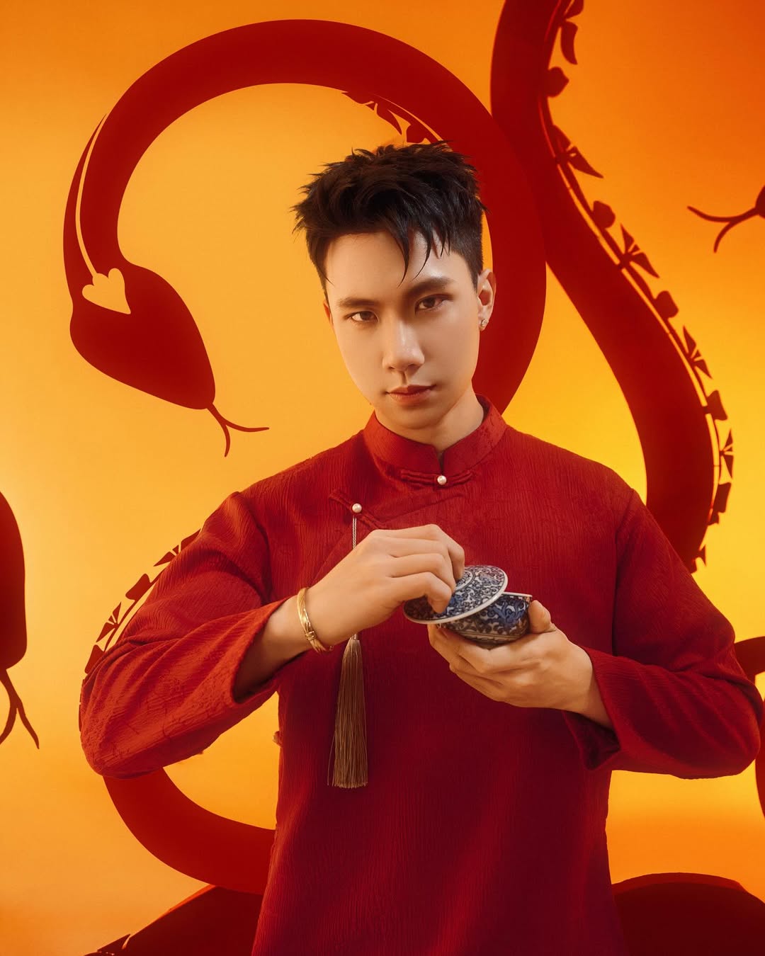 Áo Dài Tài Hồ (Pants & Pendant not Included)