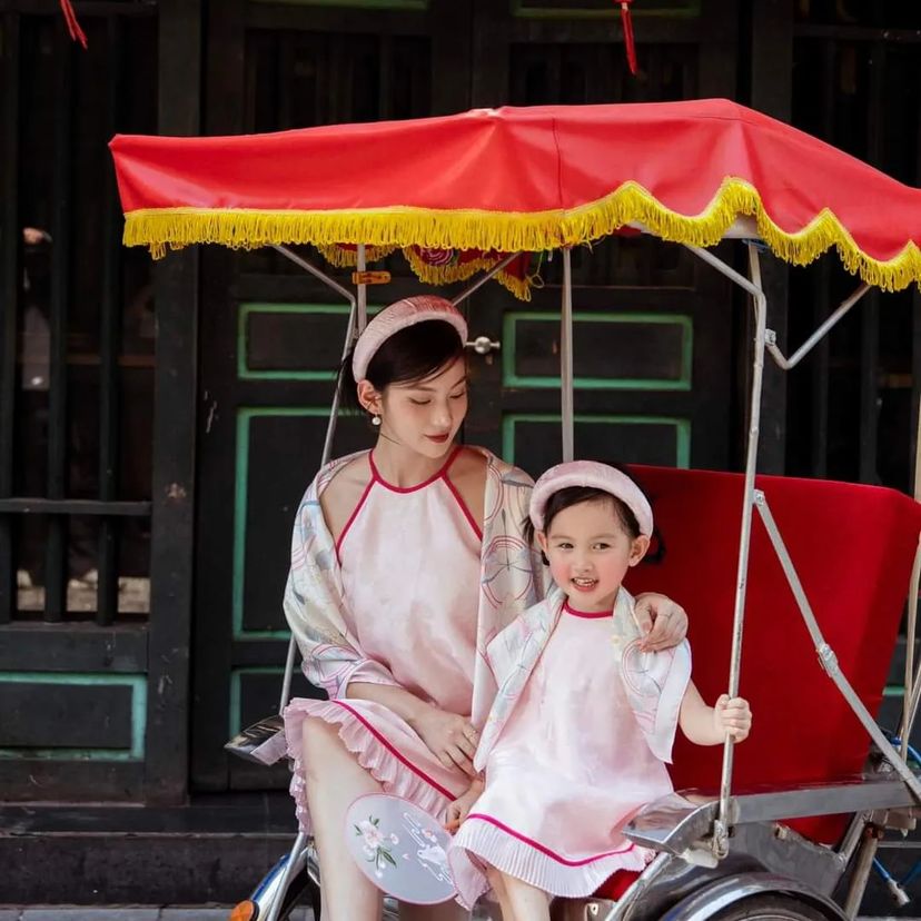 Yếm Lựu (w/ Limited Gift)