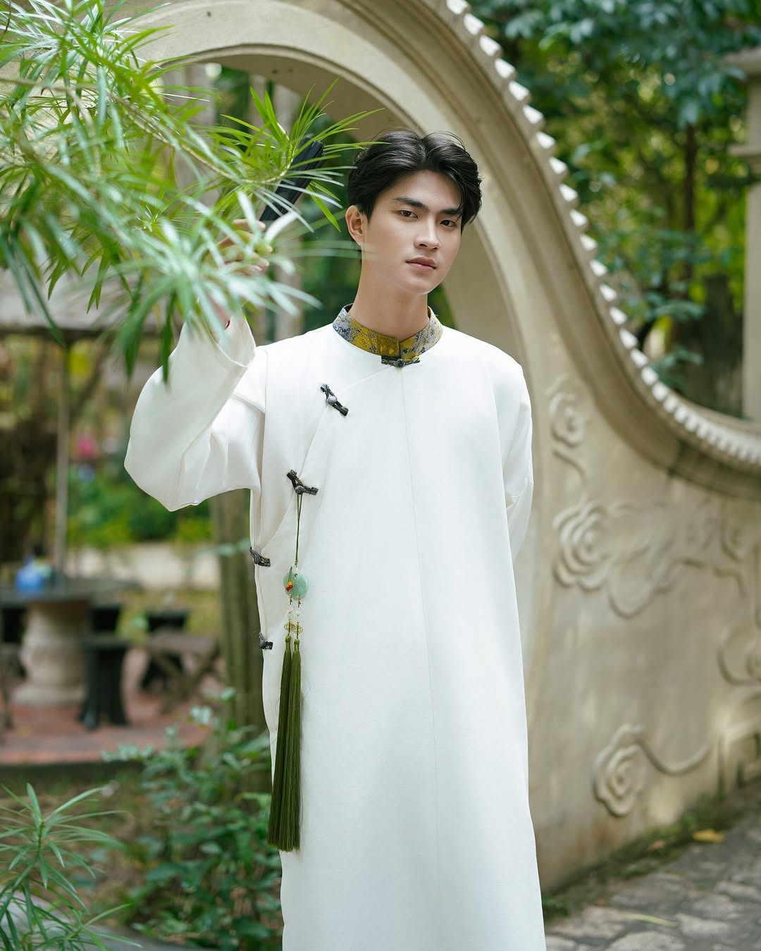 Áo Dài Gấm Họa Tiết (Pants & Pendants not Included)