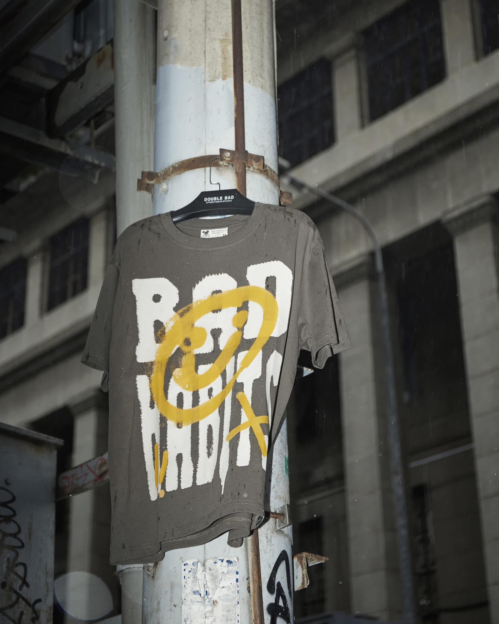 BAD SMILEY TEE