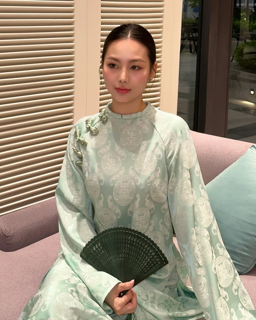 Set Áo Dài Mãn Ánh Đường