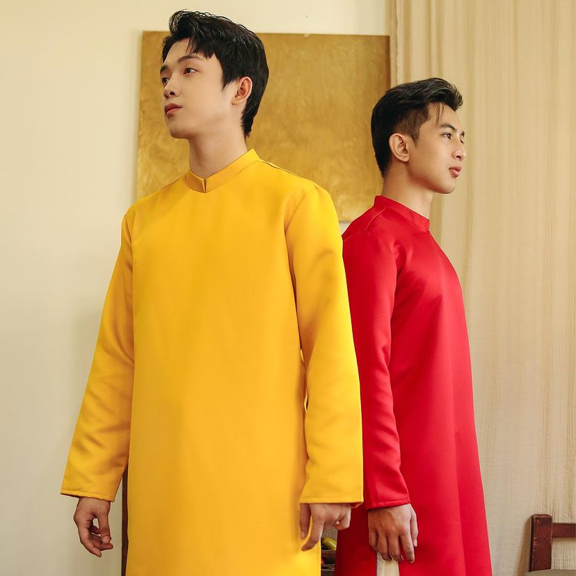 Áo Dài Truyền Thống (Pants not included)