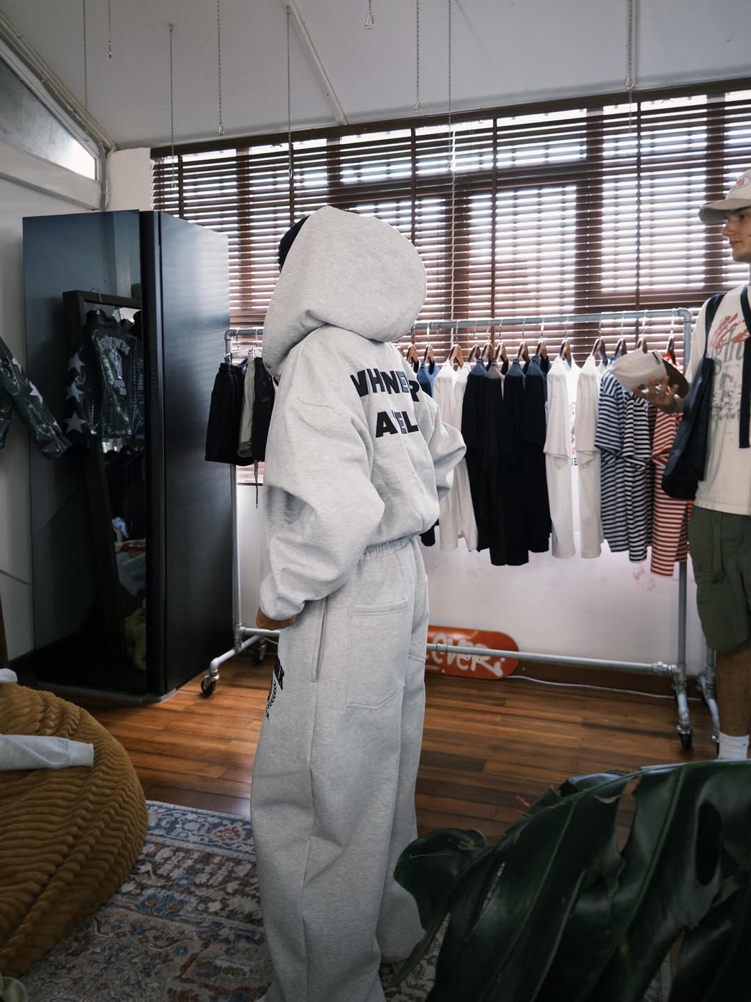 “WHENEVER” BASIC ZIP-UP HOODIE VER 2