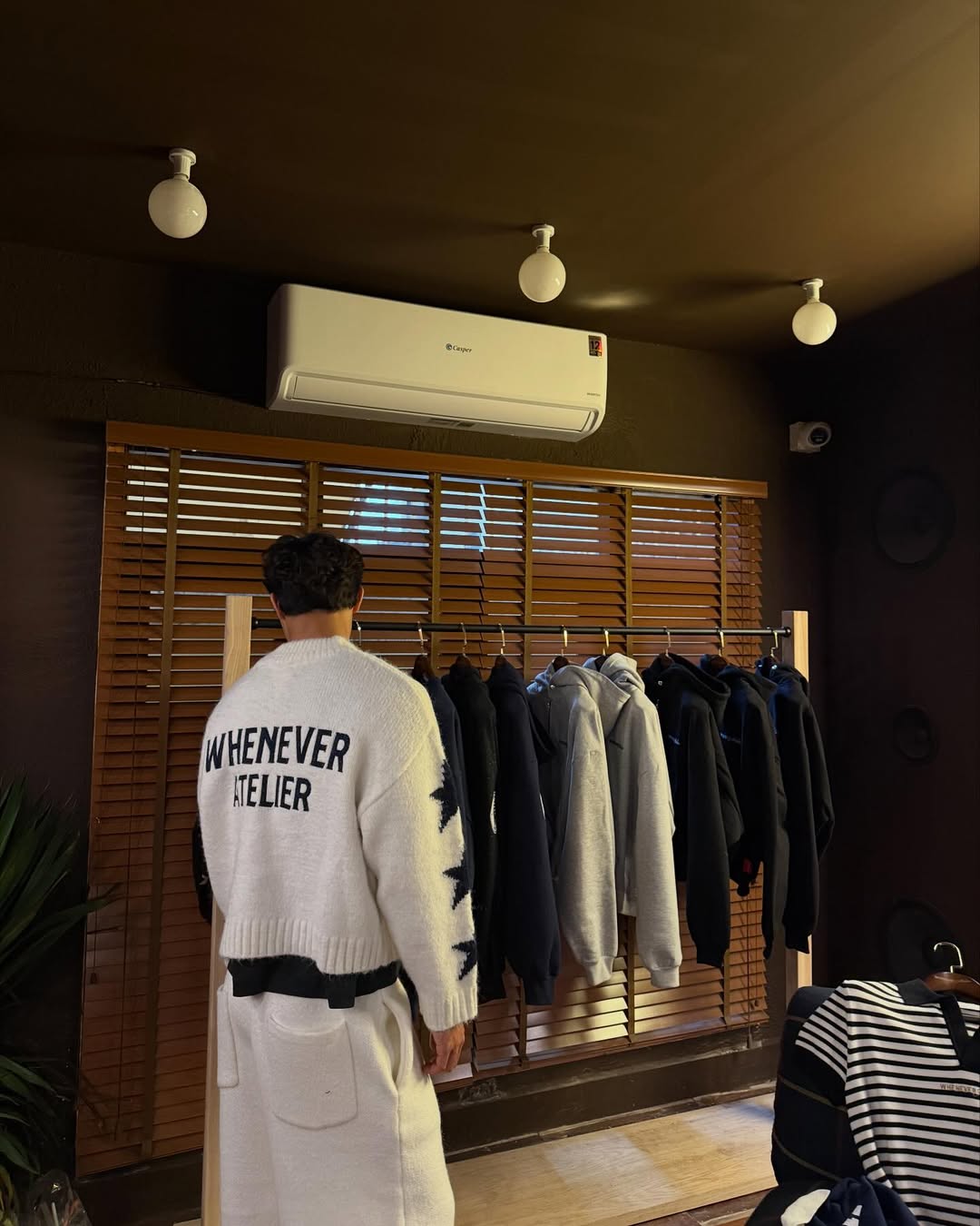 “WHENEVER” STAR CARDIGAN