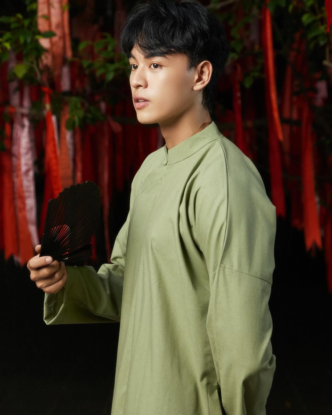 Áo Dài Xưa (Pants & Pendants not Included)