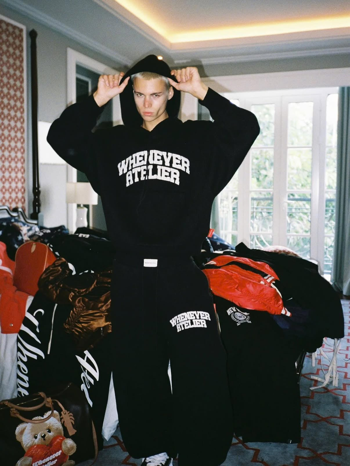 "WHENEVER" BASIC LOGO KNIT HOODIE