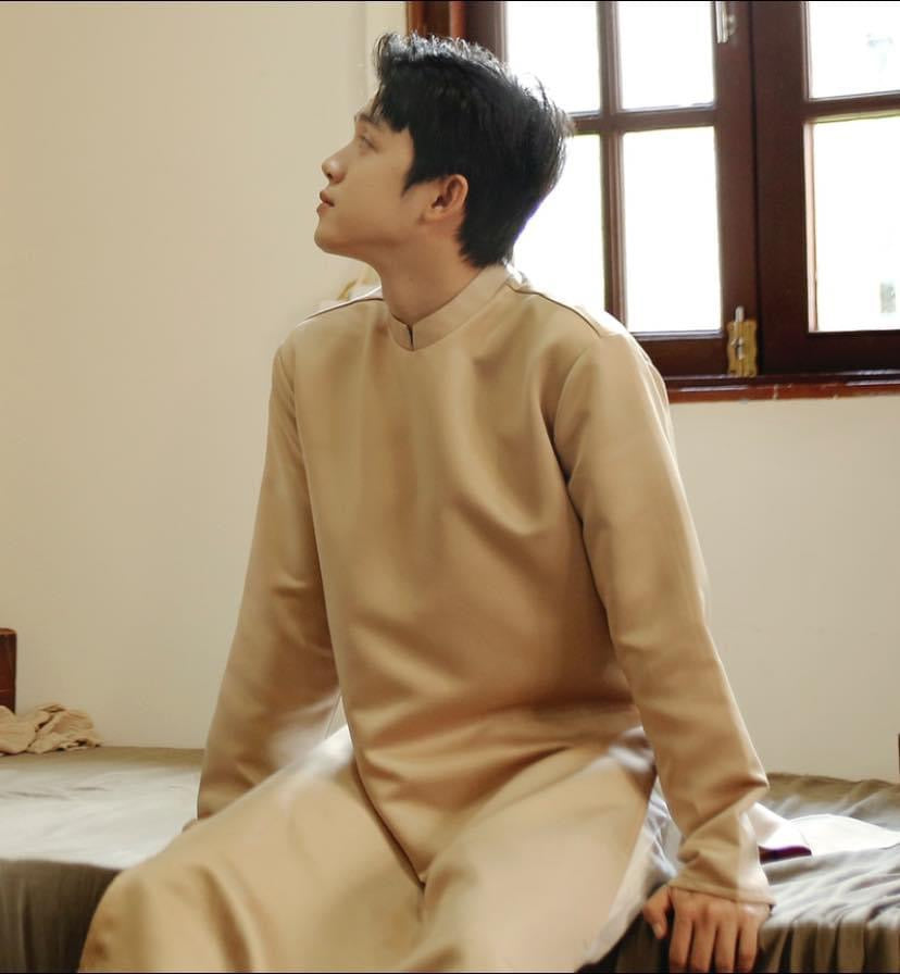 Áo Dài Truyền Thống (Pants not included)