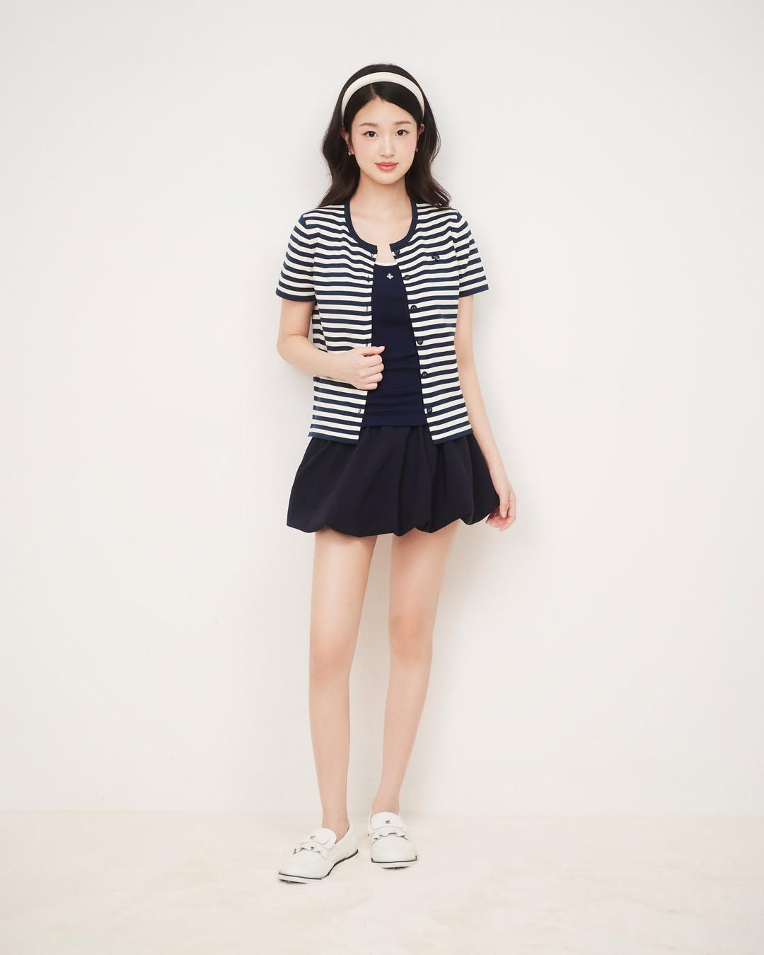 Chasie Set (Not included Skirt)